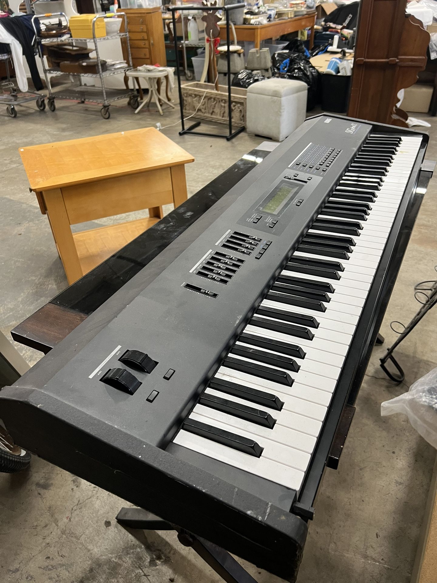 Korg SG Pro X Keyboard / Stage Piano / Controller