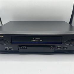 Panasonic 4 Head Omnivision Video Cassette Recorder VCR PVV4022 