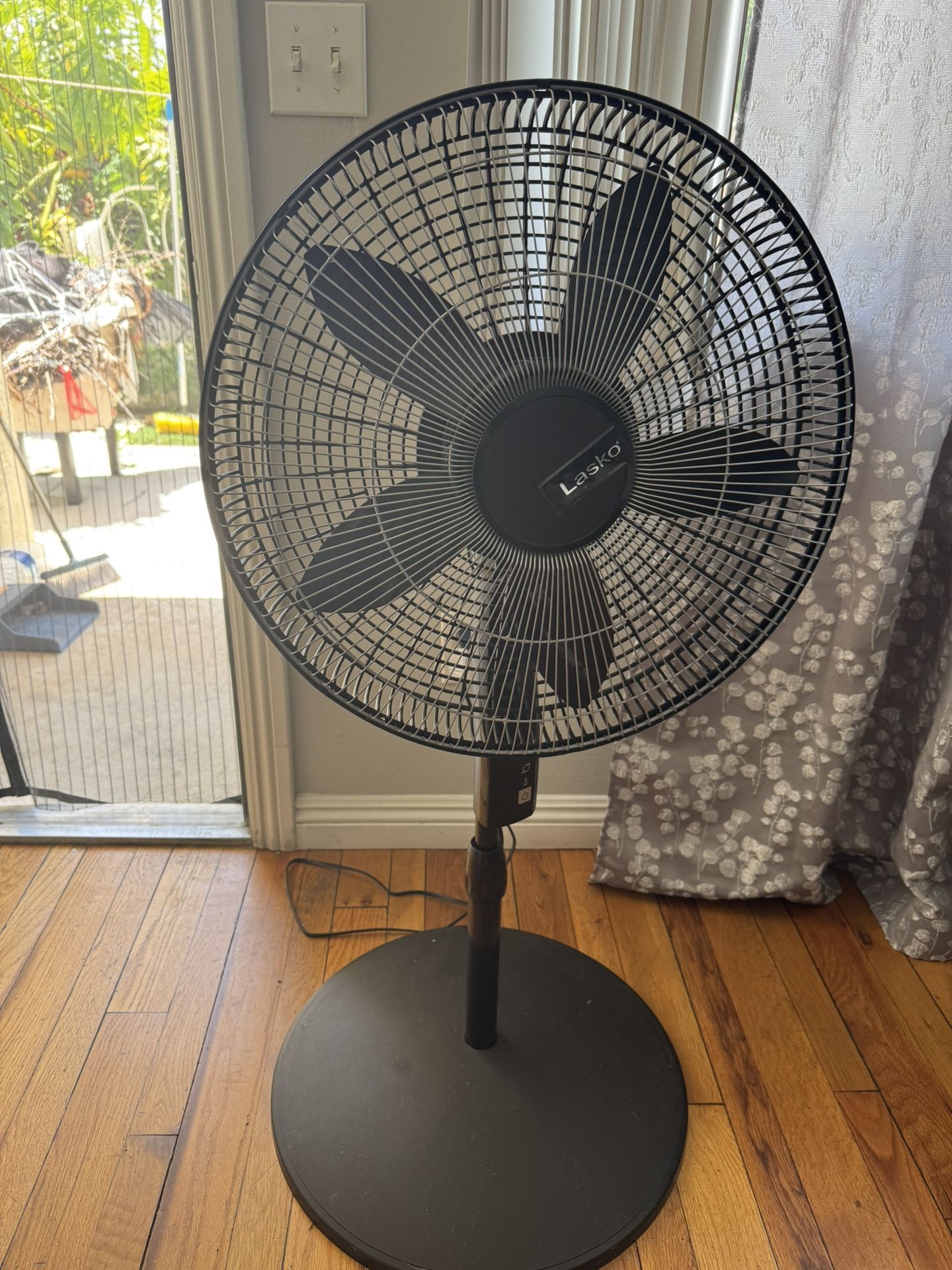 Standing Fan