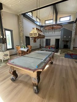 Pool table