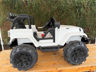 Toddlers Jeep remote control car