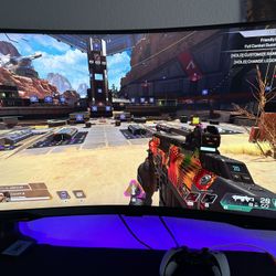 Samsung 32” Odyssey Neo G7 4K UHD 165Hz Curved Gaming Monitor 