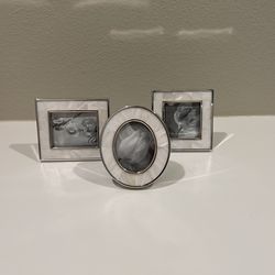 RH Mother Of Pearl 3”x3” Frames