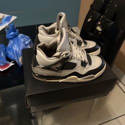 Jordan 4