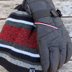 Kids L/Xl reversible, Beanie, And Winter Glove Set