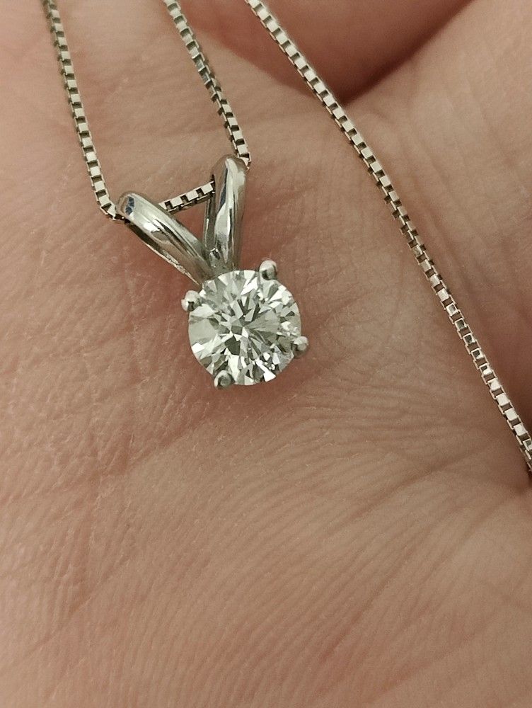 14k White Gold Solitaire Diamond Necklace