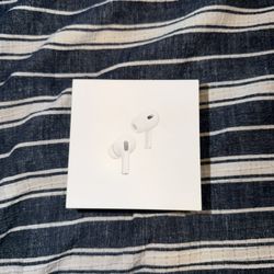 AirPods Pro 2 CHARGING CASE ONLY
