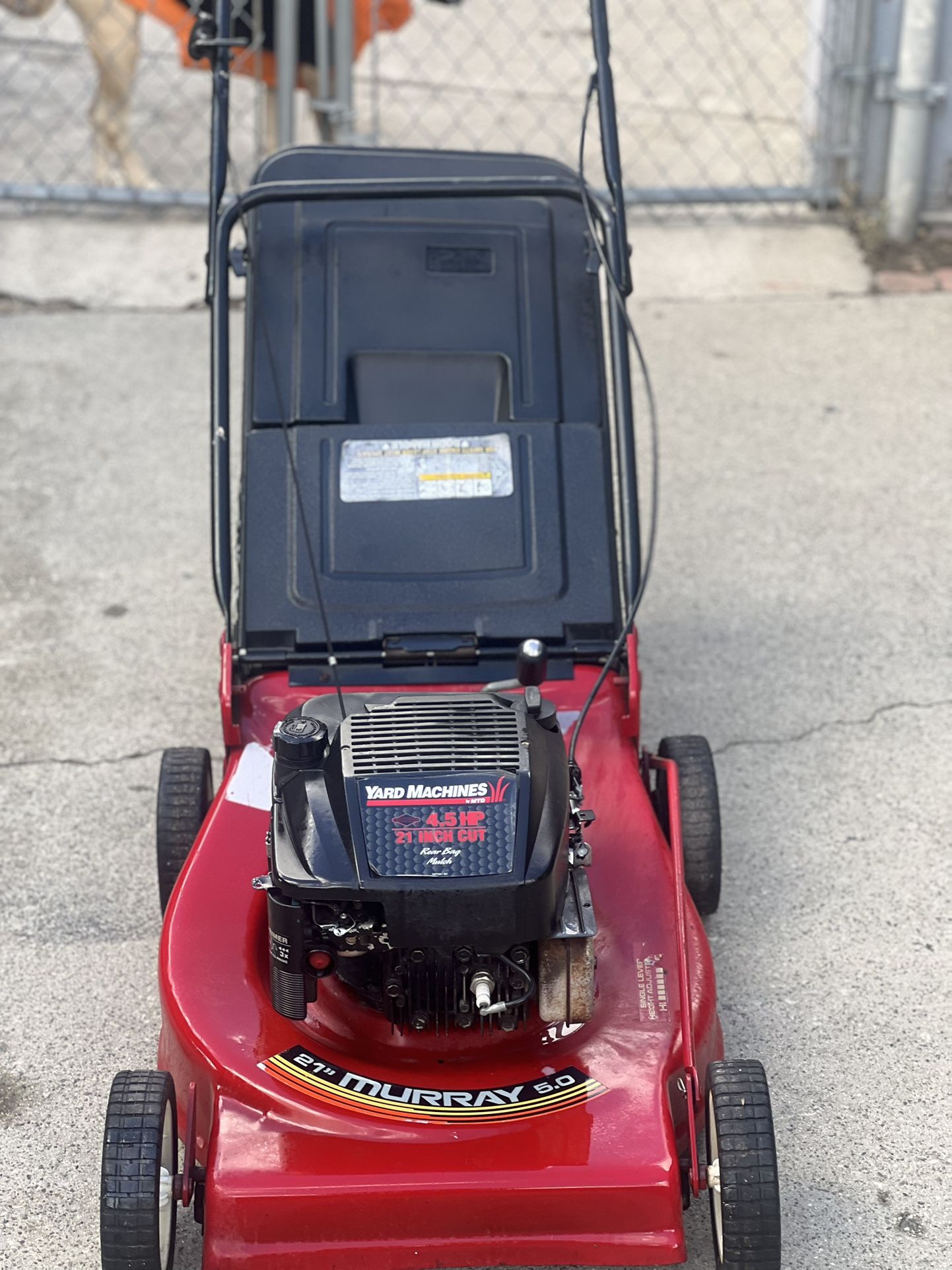 Murray 21-inch Gas Push Lawn Mower