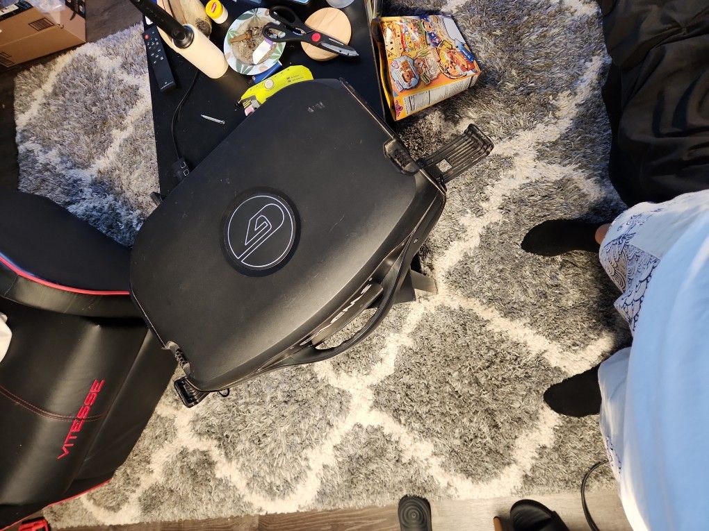 Gaems Portable Gaming Monitor