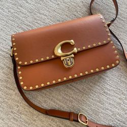 Coach Bag - Brown/gold - Like New 