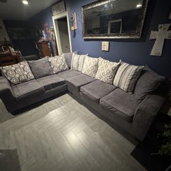 Sectional Couch 