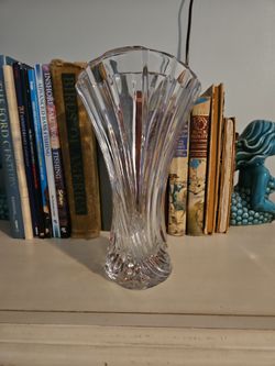 Beautiful vintage Mikasa Vase