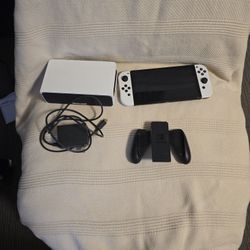 SWITCH OLED + ACCESSORIES