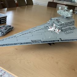 2003 Lego imperial star destroyer 3000 pieces all original pieces And manual box