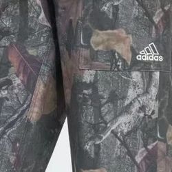 Adidas men's Camo Cargo Shorts New