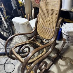 Vintage Rocking Chair - Project 
