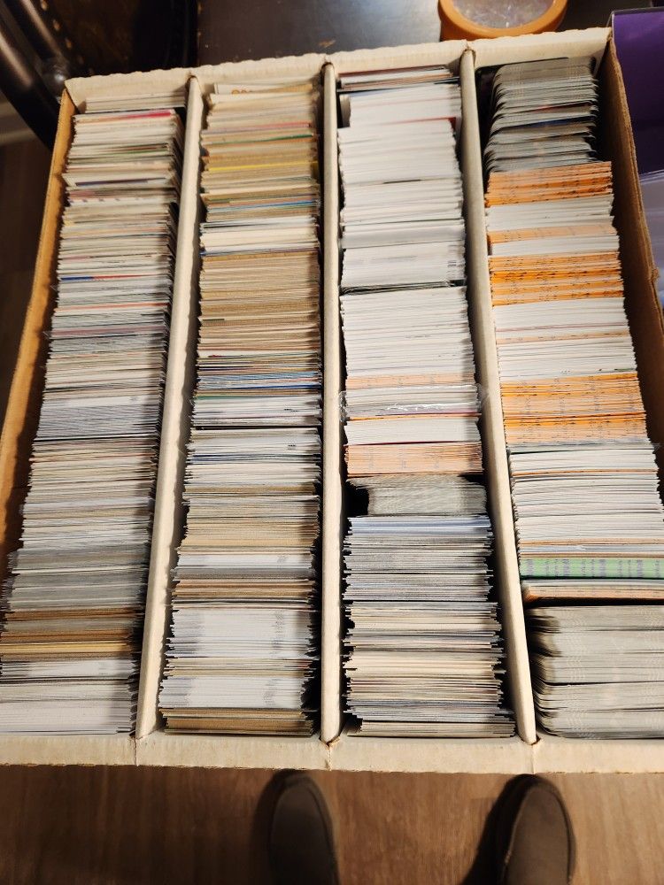 Lot #2 5000 CT. Mixed Sports Cards