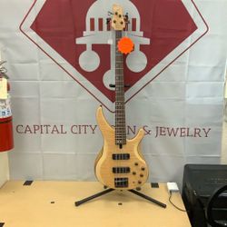 Yamaha Electric Bass Guitar