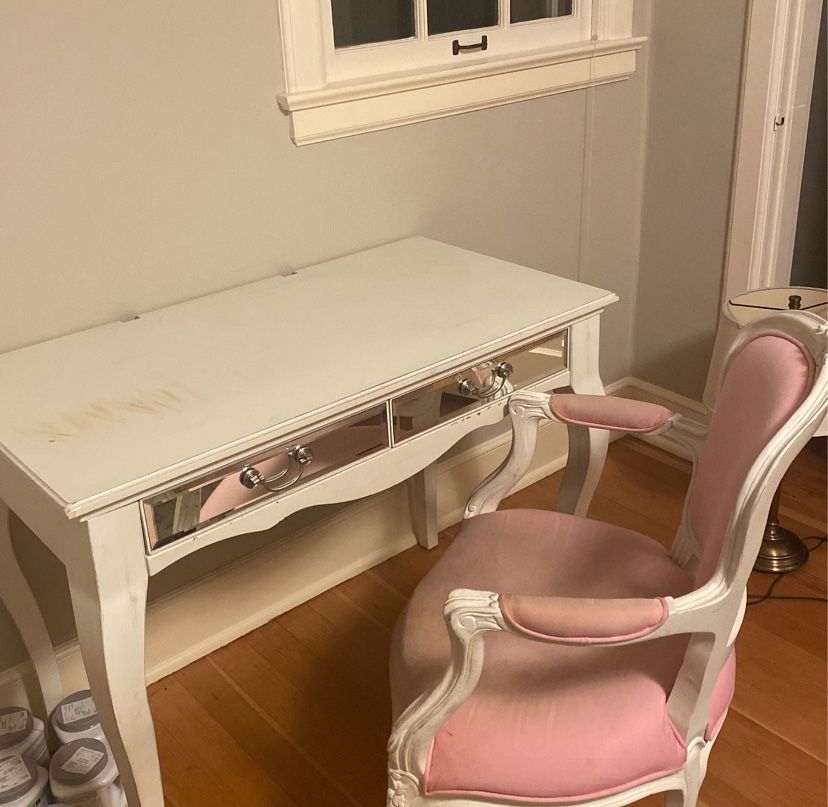 Free Pottery Barn Vanity/Desk With chair