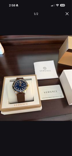 Versace hellenyium watch