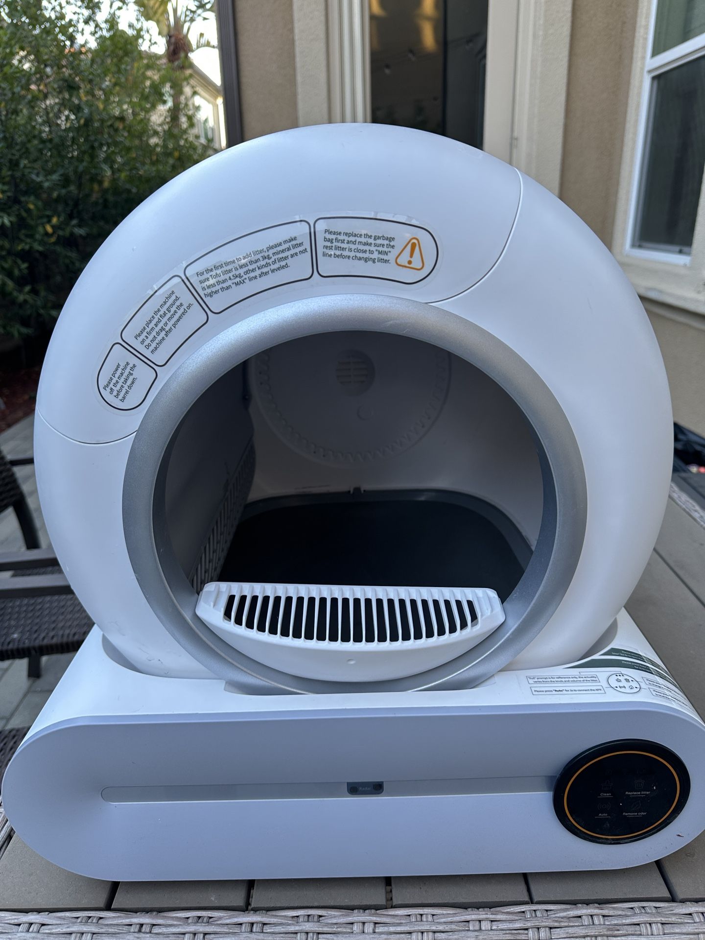 Automatic Litter Box