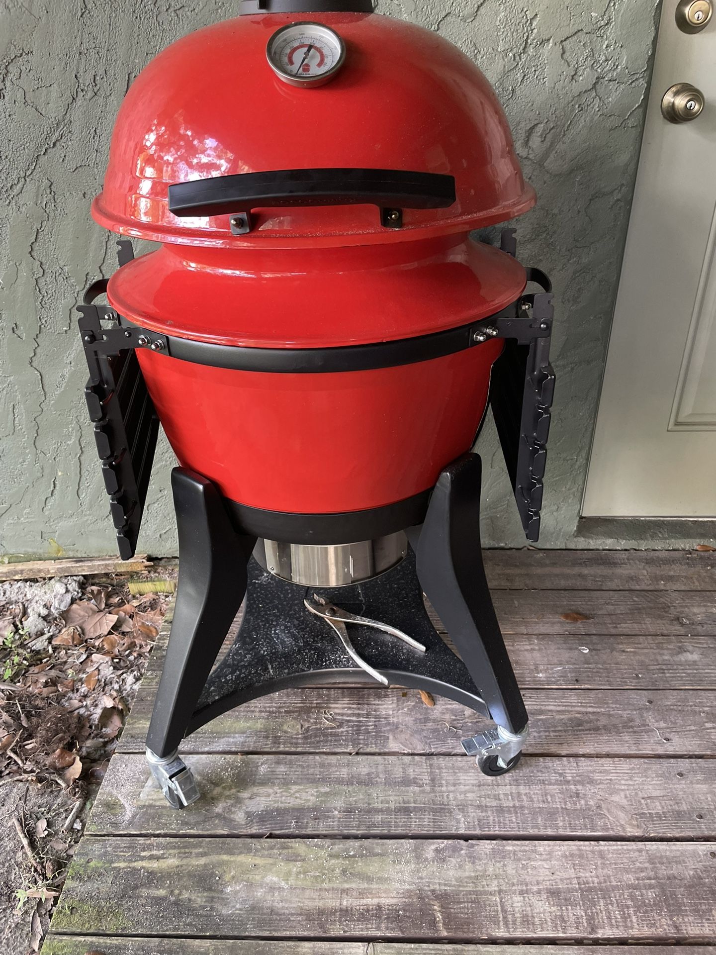 Kamado Kettle Joe Smoker Grill