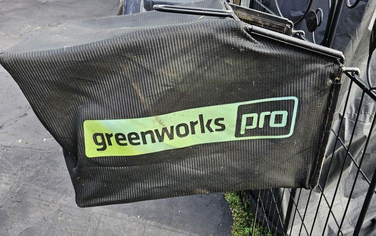 Green Works pro Mower Bag