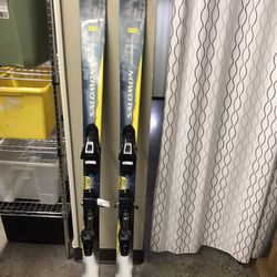 Salomon Scrambler 400 150cm Skis + C509 Bindings, 150cm