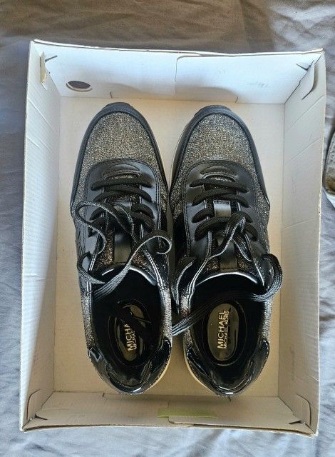 Michael Kors Women's Mable Trainer