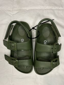 Kids sandals