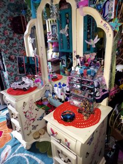 VIintage Vanity