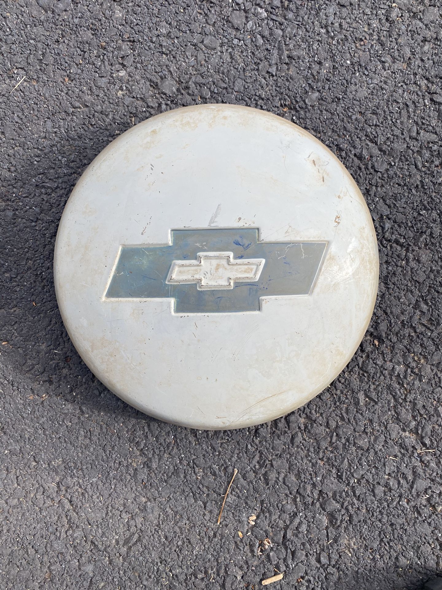Vintage Chevy Hubcaps 