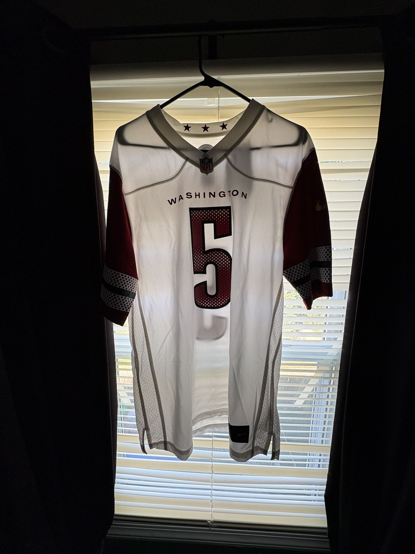 Jayden Daniel’s Jersey , Medium