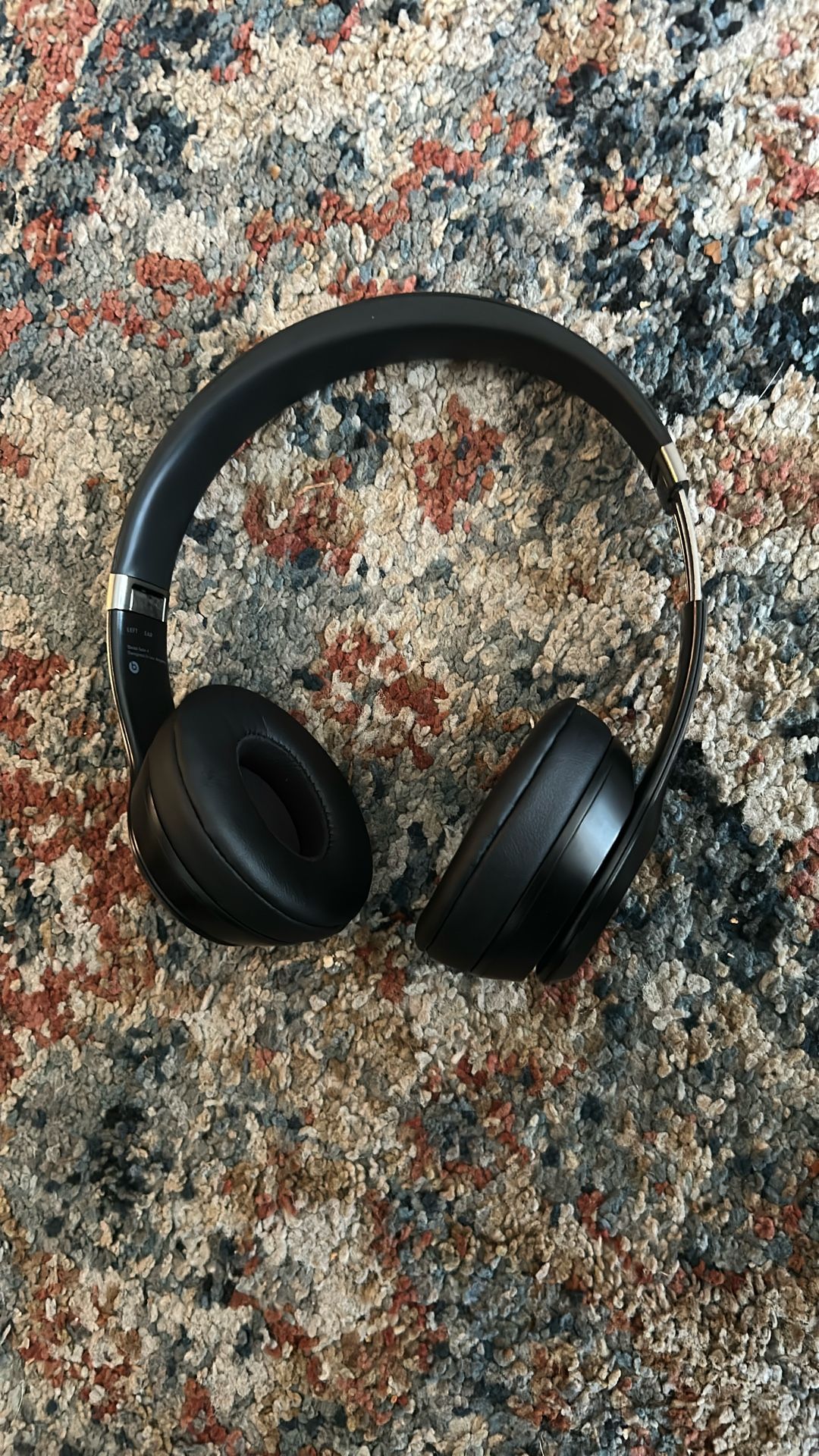 Beat Solo4 Wireless Headphones