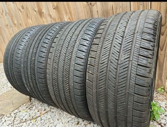 Set tires 275/40/22 same 275/40r22