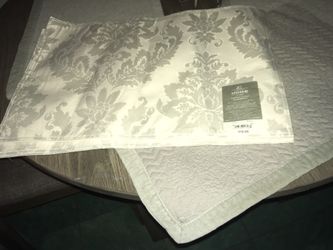 BRAND NEW TWO SET JCPENNY KITCHEN PLACEMATS