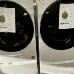 Virtual Appointment Available Open Box Front Loading Washer & DryerSet