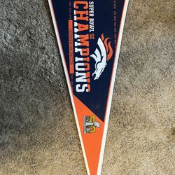 Denver Broncos Super Bowl  50 Champions Pennant With Original Hanger And NFL Hologram-RARE