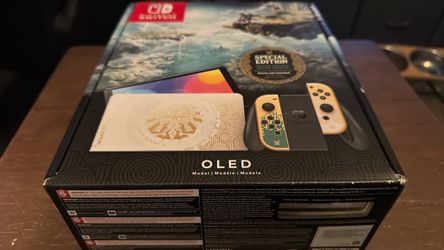 Legend of Zelda Nintendo switch OLED w sd card