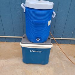 5gal.Rubermaid, Igloo Ice Ch., Very Good Cond.