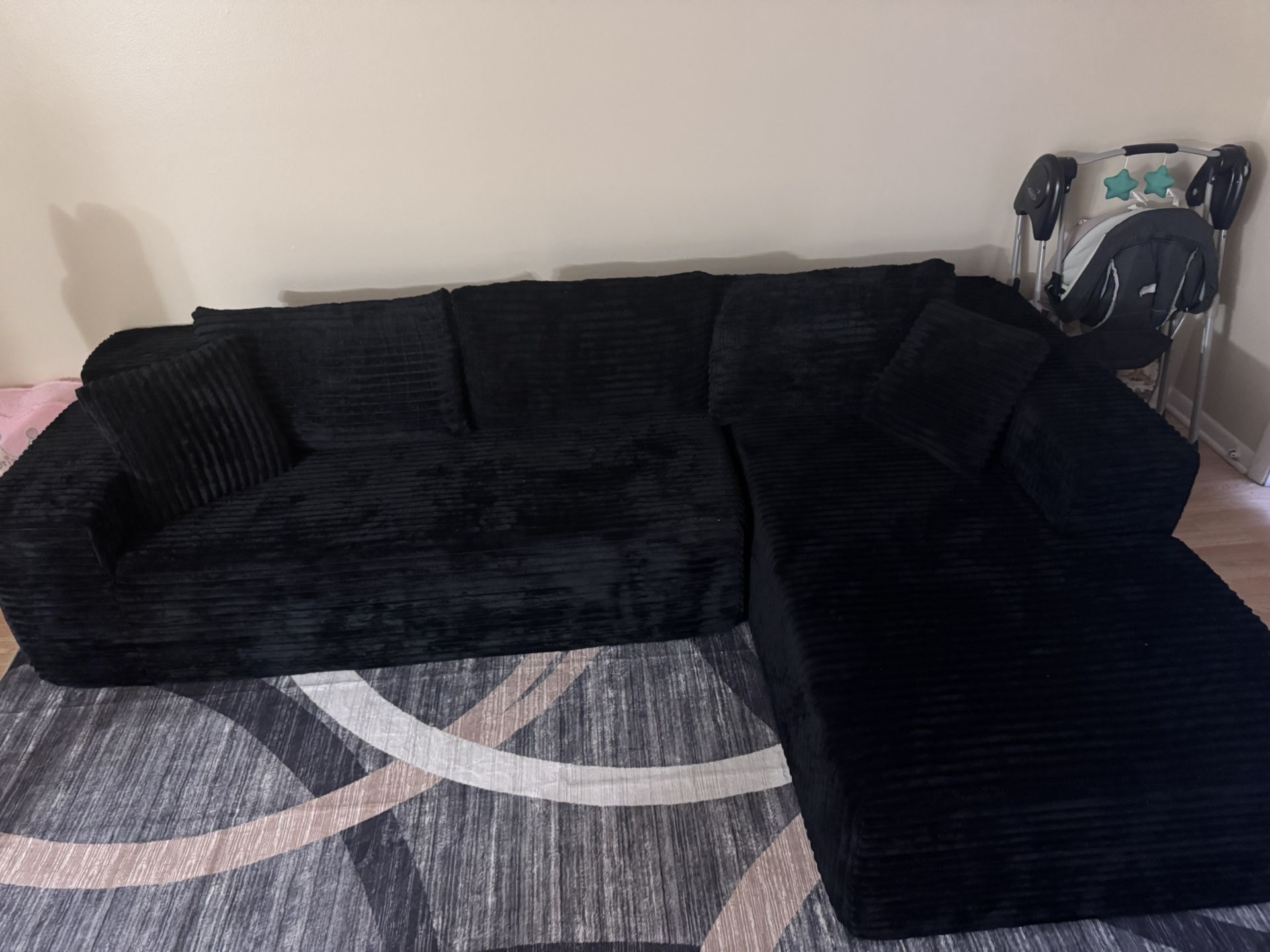 (NEW) SOFA WITH L CHAISE (BLACK)