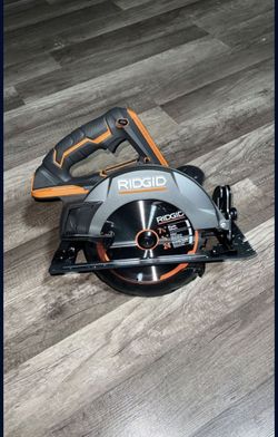 RIDGID 18V OCTANE BRUSHLESS 7-1/4” CIRCULAR SAW