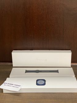 Apple Watch Series 8 New -  PAYMENTS AVAILABLE  - NO CREDIT NEEDED 