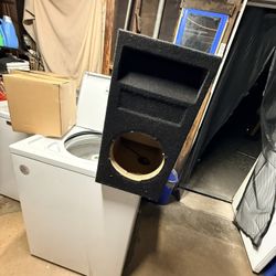 Ground Shaker Single 8” Ported Subwoofer Box – Deep Bass, Compact Fit 🔊