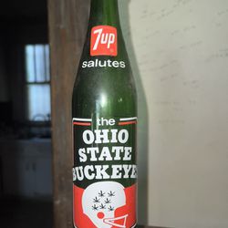 Vintage 1970s Commemorative OHIO State Buckeyes 7UP Bottle
