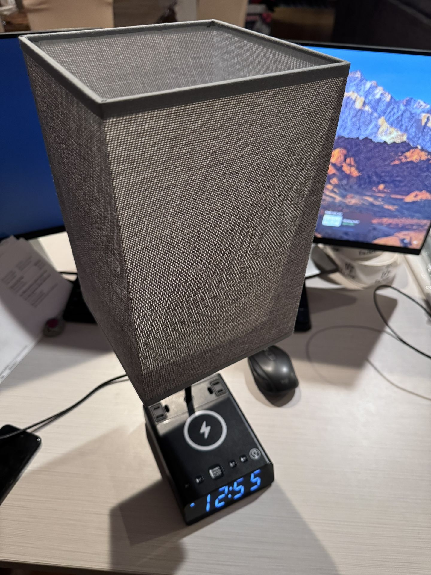 Bedside Lamp with USB Ports & AC Outlets, 15W Wireless Charger Table Lamp with Clock, 3 Way Dimmable