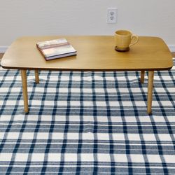 Beautiful Mid Century Modern Coffee Table