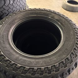 255/80/17 Cooper Discovers 