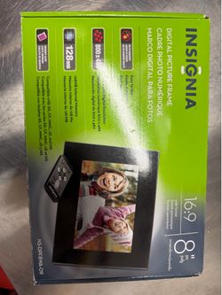 Insignia digital picture frame
