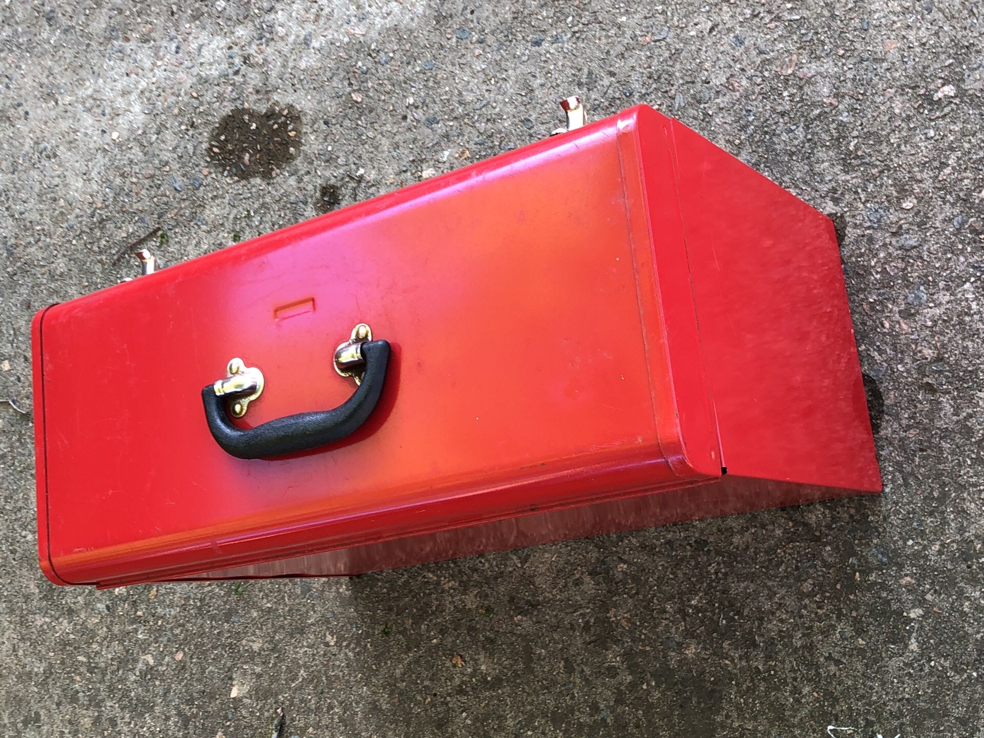 Craftsman 4Drawer Portable Tool Chest Red for Sale in Raleigh, NC